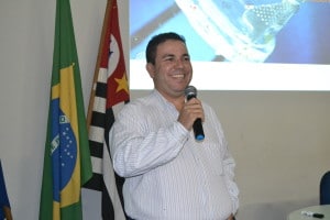 Tecnólogo Sergio Bello lampadas de  LED (8)
